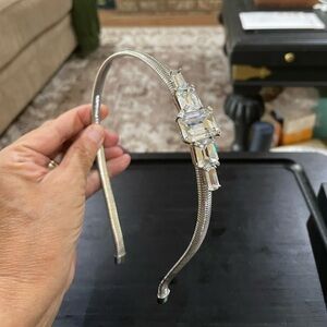 EC Henri Bendel Elegant Silver Crystal Headband